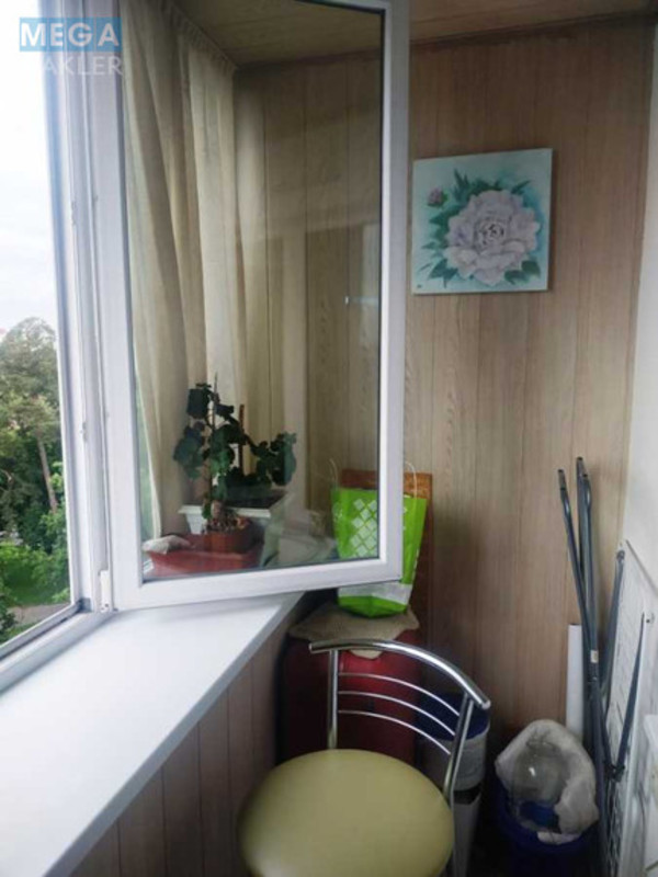 Оренда 2 кімнатної квартири, <a class="location-link" href="/kiev/" title="Недвижимость Київ">Київ</a>, <a class="location-link" href="/kiev/svyatoshinskij/" title="Недвижимость Святошинський район">Святошинський р-н</a>, Чорнобильська вул., 3 (изображение 2)