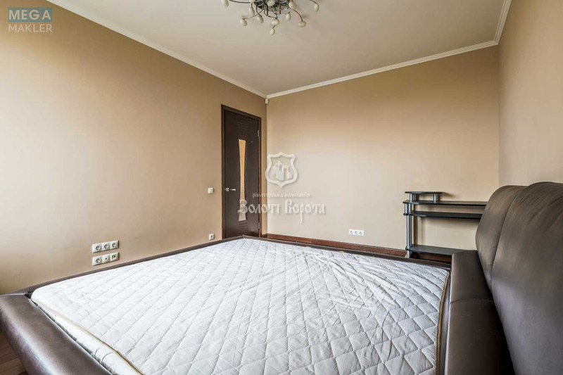 Продаж 4 кімнатної квартири (155/90/45), 14 пов. 15 пов. будинку, <a class="location-link" href="/kiev/" title="Недвижимость Київ">Київ</a>, <a class="location-link" href="/kiev/solomenskij/" title="Недвижимость Солом'янський район">Солом'янський р-н</a>, Кадетський Гай вул., 6 (изображение 10)
