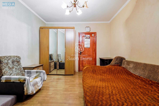 Продаж 3 кімнатної квартири (71/41/9), 1 пов. 9 пов. будинку, <a class="location-link" href="/kiev/" title="Недвижимость Київ">Київ</a>, <a class="location-link" href="/kiev/zarechnij/" title="Недвижимость Заречный район">Заречный р-н</a>, Героїв Сталінграду просп., 59 (изображение 4)