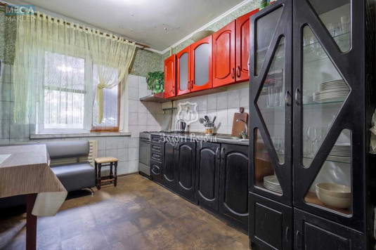 Продаж 3 кімнатної квартири (71/41/9), 1 пов. 9 пов. будинку, <a class="location-link" href="/kiev/" title="Недвижимость Київ">Київ</a>, <a class="location-link" href="/kiev/zarechnij/" title="Недвижимость Заречный район">Заречный р-н</a>, Героїв Сталінграду просп., 59 (изображение 9)