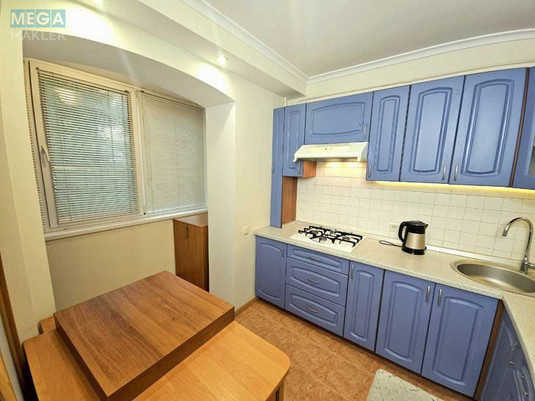 Оренда 2 кімнатної квартири, <a class="location-link" href="/kiev/" title="Недвижимость Київ">Київ</a>, <a class="location-link" href="/kiev/shevchenkovskij/" title="Недвижимость Шевченківський район">Шевченківський р-н</a>, Виктора Ярмолы ул. (изображение 2)