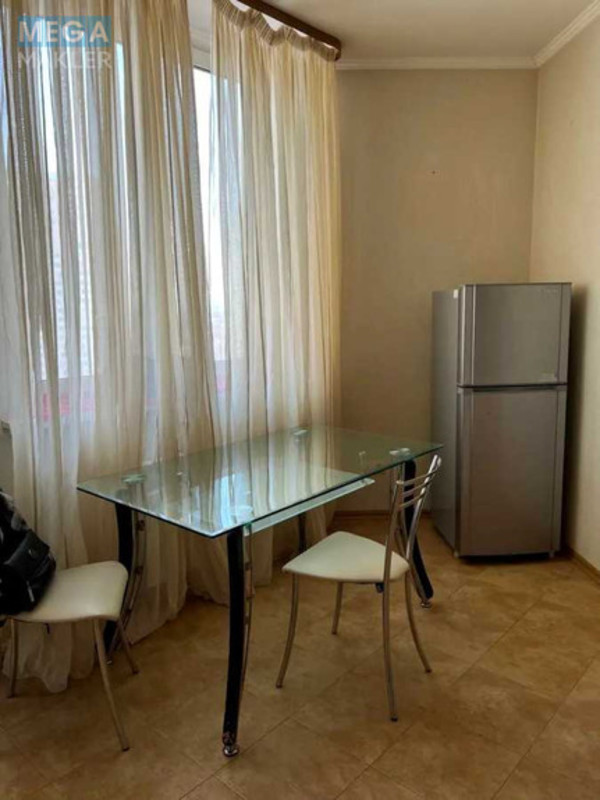 Оренда 1 кімнатної квартири, <a class="location-link" href="/kiev/" title="Недвижимость Київ">Київ</a>, <a class="location-link" href="/kiev/darnickij/" title="Недвижимость Дарницький район">Дарницький р-н</a>, Миколи Бажана просп. (изображение 4)