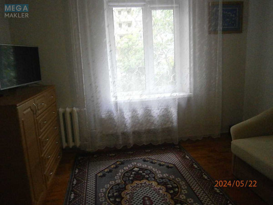 Продаж комерційної нерухомості, 75&nbsp;кв.м, под офис, <a class="location-link" href="/kiev/" title="Недвижимость Київ">Київ</a>, <a class="location-link" href="/kiev/svyatoshinskij/" title="Недвижимость Святошинський район">Святошинський р-н</a>, Феодори Пушиної вул., 8 (изображение 8)