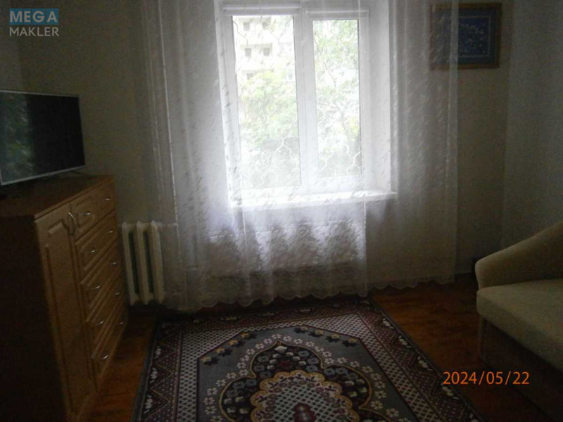 Продаж комерційної нерухомості, 75&nbsp;кв.м, под офис, <a class="location-link" href="/kiev/" title="Недвижимость Київ">Київ</a>, <a class="location-link" href="/kiev/svyatoshinskij/" title="Недвижимость Святошинський район">Святошинський р-н</a>, Феодори Пушиної вул., 8 (изображение 8)
