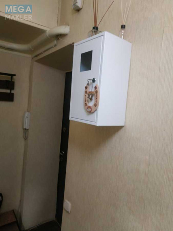 Оренда 2 кімнатної квартири, <a class="location-link" href="/kiev/" title="Недвижимость Київ">Київ</a>, <a class="location-link" href="/kiev/goloseevskij/" title="Недвижимость Голосіївський район">Голосіївський р-н</a>, Михайла Ломоносова вул., 4 (изображение 12)