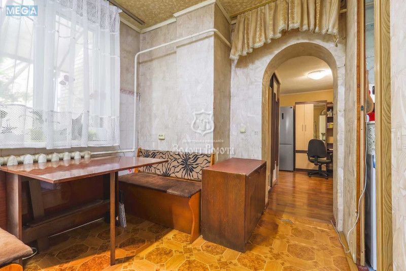 Продаж дома, 1&nbsp; поверх, 42,40&nbsp;кв.м, 2&nbsp;кімнати, ділянка 4&nbsp;сотки, <a class="location-link" href="/kiev/" title="Недвижимость Київ">Київ</a>, <a class="location-link" href="/kiev/goloseevskij/" title="Недвижимость Голосіївський район">Голосіївський р-н</a>, Корчуватська вул., 8А (изображение 6)