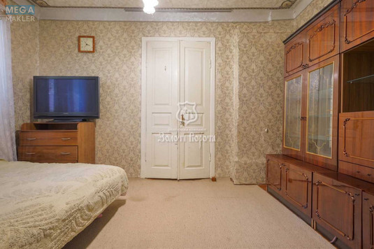 Продаж дома, 1&nbsp; поверх, 42,40&nbsp;кв.м, 2&nbsp;кімнати, ділянка 4&nbsp;сотки, <a class="location-link" href="/kiev/" title="Недвижимость Київ">Київ</a>, <a class="location-link" href="/kiev/goloseevskij/" title="Недвижимость Голосіївський район">Голосіївський р-н</a>, Корчуватська вул., 8А (изображение 9)