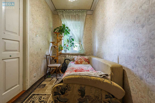 Продаж дома, 1&nbsp; поверх, 42,40&nbsp;кв.м, 2&nbsp;кімнати, ділянка 4&nbsp;сотки, <a class="location-link" href="/kiev/" title="Недвижимость Київ">Київ</a>, <a class="location-link" href="/kiev/goloseevskij/" title="Недвижимость Голосіївський район">Голосіївський р-н</a>, Корчуватська вул., 8А (изображение 11)