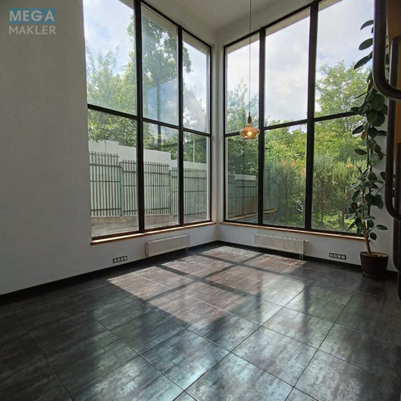 Продаж дома, 2&nbsp;поверху, 250&nbsp;кв.м, 4&nbsp;кімнати, ділянка 6&nbsp;соток, <a class="location-link" href="/kiev/" title="Недвижимость Київ">Київ</a>, <a class="location-link" href="/kiev/dneprovskij/" title="Недвижимость Дніпровський район">Дніпровський р-н</a>, 1 Садовый пер. (изображение 3)