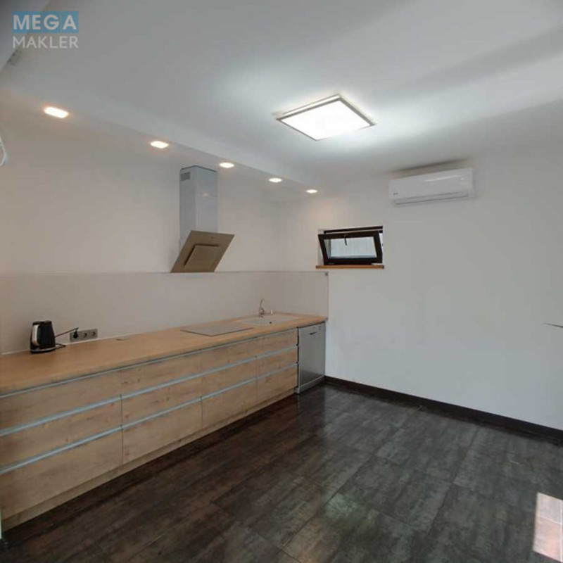 Продаж дома, 2&nbsp;поверху, 250&nbsp;кв.м, 4&nbsp;кімнати, ділянка 6&nbsp;соток, <a class="location-link" href="/kiev/" title="Недвижимость Київ">Київ</a>, <a class="location-link" href="/kiev/dneprovskij/" title="Недвижимость Дніпровський район">Дніпровський р-н</a>, 1 Садовый пер. (изображение 5)