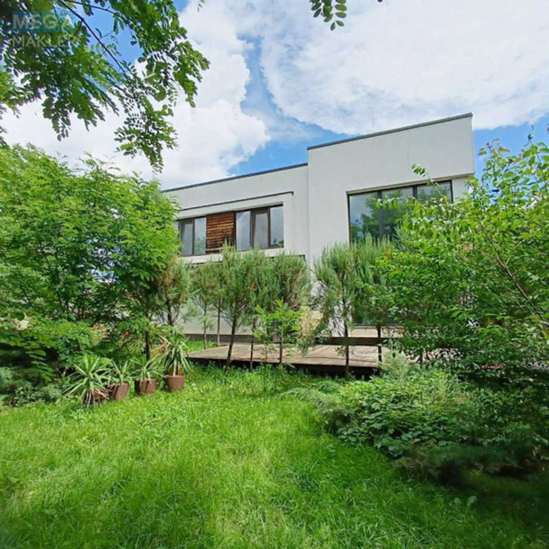 Продаж дома, 2&nbsp;поверху, 250&nbsp;кв.м, 4&nbsp;кімнати, ділянка 6&nbsp;соток, <a class="location-link" href="/kiev/" title="Недвижимость Київ">Київ</a>, <a class="location-link" href="/kiev/dneprovskij/" title="Недвижимость Дніпровський район">Дніпровський р-н</a>, 1 Садовый пер. (изображение 9)