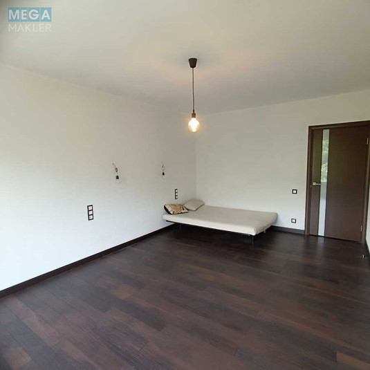 Продаж дома, 2&nbsp;поверху, 250&nbsp;кв.м, 4&nbsp;кімнати, ділянка 6&nbsp;соток, <a class="location-link" href="/kiev/" title="Недвижимость Київ">Київ</a>, <a class="location-link" href="/kiev/dneprovskij/" title="Недвижимость Дніпровський район">Дніпровський р-н</a>, 1 Садовый пер. (изображение 13)