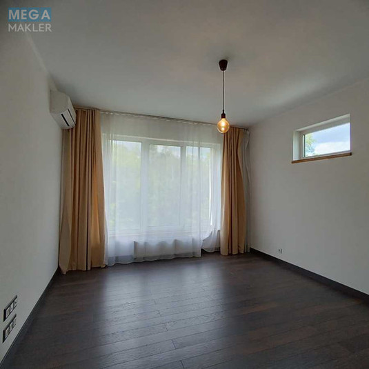 Продаж дома, 2&nbsp;поверху, 250&nbsp;кв.м, 4&nbsp;кімнати, ділянка 6&nbsp;соток, <a class="location-link" href="/kiev/" title="Недвижимость Київ">Київ</a>, <a class="location-link" href="/kiev/dneprovskij/" title="Недвижимость Дніпровський район">Дніпровський р-н</a>, 1 Садовый пер. (изображение 15)