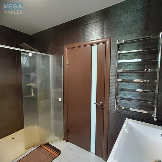 Продаж дома, 2&nbsp;поверху, 250&nbsp;кв.м, 4&nbsp;кімнати, ділянка 6&nbsp;соток, <a class="location-link" href="/kiev/" title="Недвижимость Київ">Київ</a>, <a class="location-link" href="/kiev/dneprovskij/" title="Недвижимость Дніпровський район">Дніпровський р-н</a>, 1 Садовый пер. (изображение 18)