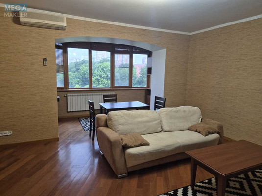 Оренда 3 кімнатної квартири, <a class="location-link" href="/kiev/" title="Недвижимость Київ">Київ</a>, <a class="location-link" href="/kiev/pecherskij/" title="Недвижимость Печерський район">Печерський р-н</a>, Старонаводницька вул., 6 (изображение 2)