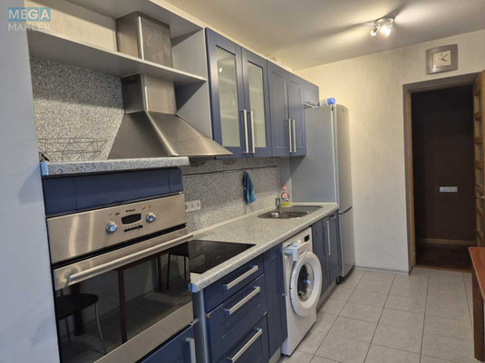 Оренда 3 кімнатної квартири, <a class="location-link" href="/kiev/" title="Недвижимость Київ">Київ</a>, <a class="location-link" href="/kiev/pecherskij/" title="Недвижимость Печерський район">Печерський р-н</a>, Старонаводницька вул., 6 (изображение 12)