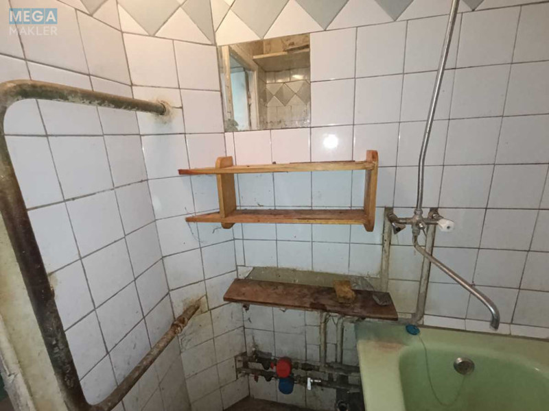 Продаж 2 кімнатної квартири (56/28,6/8,4), 16 пов. 18 пов. будинку, <a class="location-link" href="/kiev/" title="Недвижимость Київ">Київ</a>, <a class="location-link" href="/kiev/desnyanskij/" title="Недвижимость Деснянський район">Деснянський р-н</a>, Каштановая ул., 4 (изображение 17)