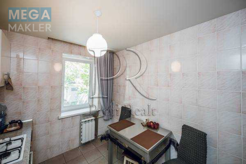 Продаж 3 кімнатної квартири (70/40/8), 2 пов. 9 пов. будинку, <a class="location-link" href="/kiev/" title="Недвижимость Київ">Київ</a>, <a class="location-link" href="/kiev/darnickij/" title="Недвижимость Дарницький район">Дарницький р-н</a>, Тростянецька вулиця, 12 (изображение 4)