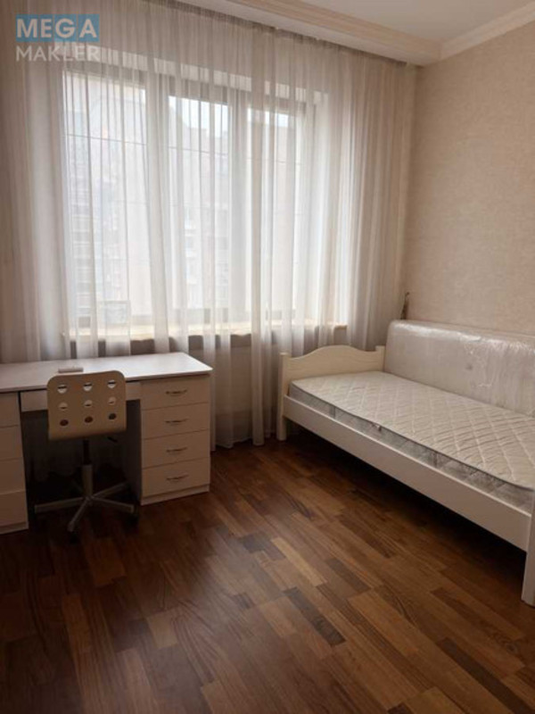 Продаж 3 кімнатної квартири (109/61/14), 8 пов. 12 пов. будинку, <a class="location-link" href="/kiev/" title="Недвижимость Київ">Київ</a>, <a class="location-link" href="/kiev/goloseevskij/" title="Недвижимость Голосіївський район">Голосіївський р-н</a>, Антоновича вул., 103 (изображение 13)