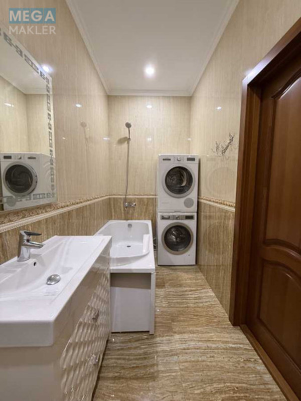 Продаж 3 кімнатної квартири (109/61/14), 8 пов. 12 пов. будинку, <a class="location-link" href="/kiev/" title="Недвижимость Київ">Київ</a>, <a class="location-link" href="/kiev/goloseevskij/" title="Недвижимость Голосіївський район">Голосіївський р-н</a>, Антоновича вул., 103 (изображение 14)