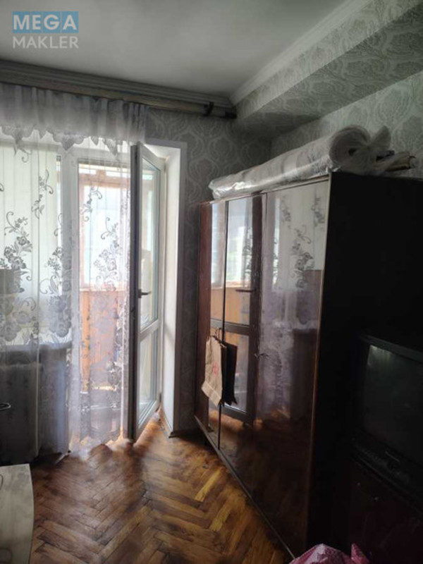 Продаж 1 кімнатної квартири (32/17/5,7), 2 пов. 9 пов. будинку, <a class="location-link" href="/kiev/" title="Недвижимость Київ">Київ</a>, <a class="location-link" href="/kiev/obolonskij/" title="Недвижимость Оболонський район">Оболонський р-н</a>, Кирилловская ул., 124 (изображение 4)
