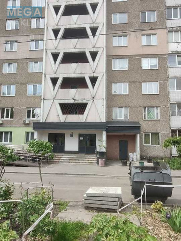 Продаж 3 кімнатної квартири (70/?/?), 18 пов. 18 пов. будинку, <a class="location-link" href="/kiev/" title="Недвижимость Київ">Київ</a>, <a class="location-link" href="/kiev/goloseevskij/" title="Недвижимость Голосіївський район">Голосіївський р-н</a>, Академіка Заболотного вул., 30 (изображение 10)