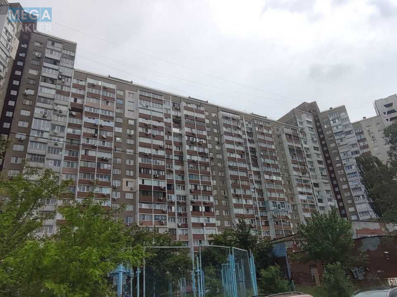Продаж 3 кімнатної квартири (70/?/?), 18 пов. 18 пов. будинку, <a class="location-link" href="/kiev/" title="Недвижимость Київ">Київ</a>, <a class="location-link" href="/kiev/goloseevskij/" title="Недвижимость Голосіївський район">Голосіївський р-н</a>, Академіка Заболотного вул., 30 (изображение 11)