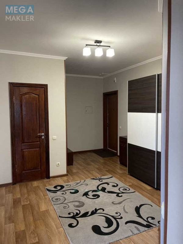 Оренда 3 кімнатної квартири, <a class="location-link" href="/kiev/" title="Недвижимость Київ">Київ</a>, <a class="location-link" href="/kiev/darnickij/" title="Недвижимость Дарницький район">Дарницький р-н</a>, Анни Ахматової вул., 18 (изображение 3)