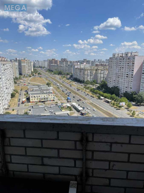 Оренда 3 кімнатної квартири, <a class="location-link" href="/kiev/" title="Недвижимость Київ">Київ</a>, <a class="location-link" href="/kiev/darnickij/" title="Недвижимость Дарницький район">Дарницький р-н</a>, Анни Ахматової вул., 18 (изображение 13)