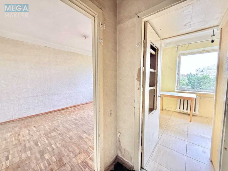 Продаж 1 кімнатної квартири (29/14/6,8), 5 пов. 5 пов. будинку, <a class="location-link" href="/kiev/" title="Недвижимость Київ">Київ</a>, <a class="location-link" href="/kiev/dneprovskij/" title="Недвижимость Дніпровський район">Дніпровський р-н</a>, Харьковское шоссе, 4/1 (изображение 2)