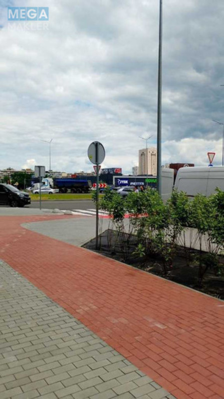 Оренда 1 кімнатної квартири, <a class="location-link" href="/kiev/" title="Недвижимость Київ">Київ</a>, <a class="location-link" href="/kiev/podolskij/" title="Недвижимость Подільський район">Подільський р-н</a>, Всеволода Змієнка вул., 15/23 (изображение 11)