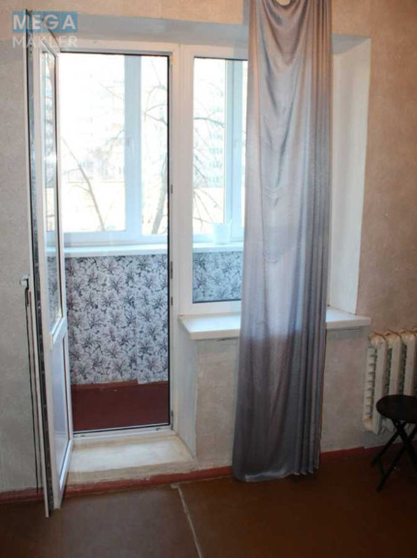 Продаж 3 кімнатної квартири (68,5/42/7,3), 3 пов. 9 пов. будинку, <a class="location-link" href="/kiev/" title="Недвижимость Київ">Київ</a>, <a class="location-link" href="/kiev/dneprovskij/" title="Недвижимость Дніпровський район">Дніпровський р-н</a>, Курнатовського вул., 4 (изображение 2)