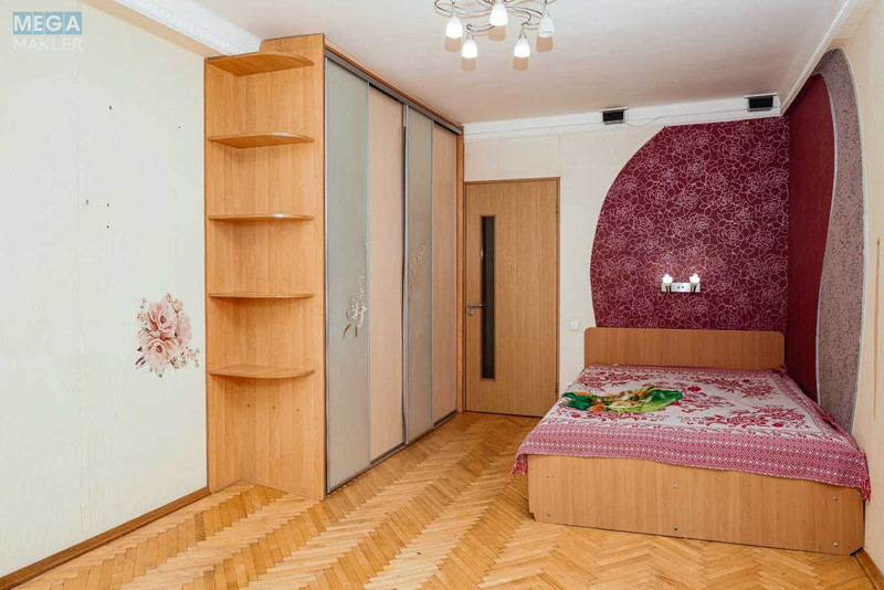 Продаж 2 кімнатної квартири (67,8/33,1/7,5), 4 пов. 9 пов. будинку, <a class="location-link" href="/kiev/" title="Недвижимость Київ">Київ</a>, <a class="location-link" href="/kiev/svyatoshinskij/" title="Недвижимость Святошинський район">Святошинський р-н</a>, Тулузи вул., 26 (изображение 6)