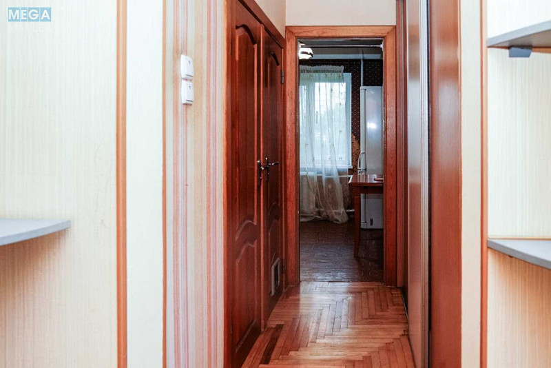 Продаж 2 кімнатної квартири (67,8/33,1/7,5), 4 пов. 9 пов. будинку, <a class="location-link" href="/kiev/" title="Недвижимость Київ">Київ</a>, <a class="location-link" href="/kiev/svyatoshinskij/" title="Недвижимость Святошинський район">Святошинський р-н</a>, Тулузи вул., 26 (изображение 11)