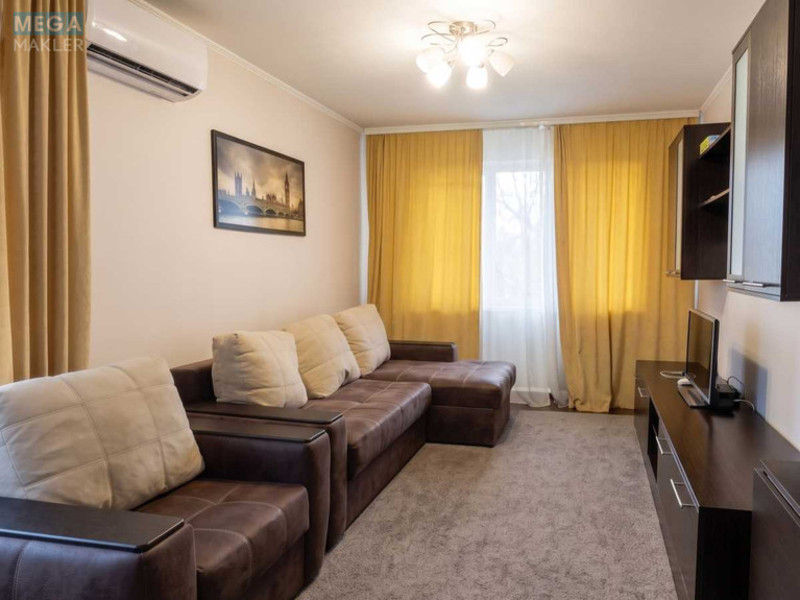 Продаж 2 кімнатної квартири (44,5/28/7,7), 9 пов. 9 пов. будинку, <a class="location-link" href="/kiev/" title="Недвижимость Київ">Київ</a>, <a class="location-link" href="/kiev/shevchenkovskij/" title="Недвижимость Шевченківський район">Шевченківський р-н</a>, Данила Щербаківського вул., 51 (изображение 2)