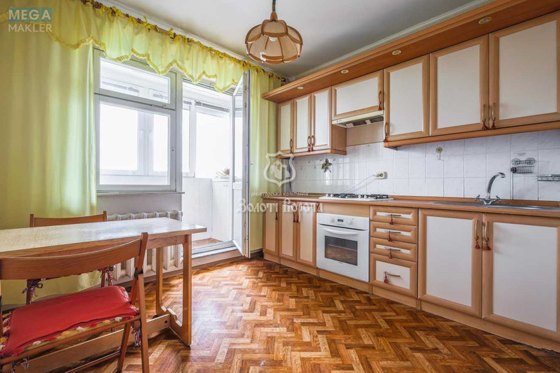 Продаж 2 кімнатної квартири (65,9/35/9,3), 9 пов. 10 пов. будинку, <a class="location-link" href="/kiev/" title="Недвижимость Київ">Київ</a>, <a class="location-link" href="/kiev/solomenskij/" title="Недвижимость Солом'янський район">Солом'янський р-н</a>, Кадетський Гай вул., 11 (изображение 7)