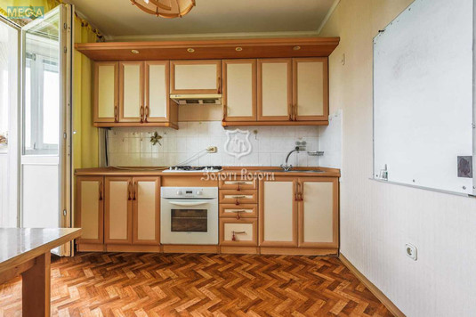 Продаж 2 кімнатної квартири (65,9/35/9,3), 9 пов. 10 пов. будинку, <a class="location-link" href="/kiev/" title="Недвижимость Київ">Київ</a>, <a class="location-link" href="/kiev/solomenskij/" title="Недвижимость Солом'янський район">Солом'янський р-н</a>, Кадетський Гай вул., 11 (изображение 8)