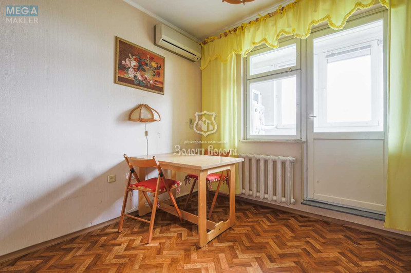 Продаж 2 кімнатної квартири (65,9/35/9,3), 9 пов. 10 пов. будинку, <a class="location-link" href="/kiev/" title="Недвижимость Київ">Київ</a>, <a class="location-link" href="/kiev/solomenskij/" title="Недвижимость Солом'янський район">Солом'янський р-н</a>, Кадетський Гай вул., 11 (изображение 10)