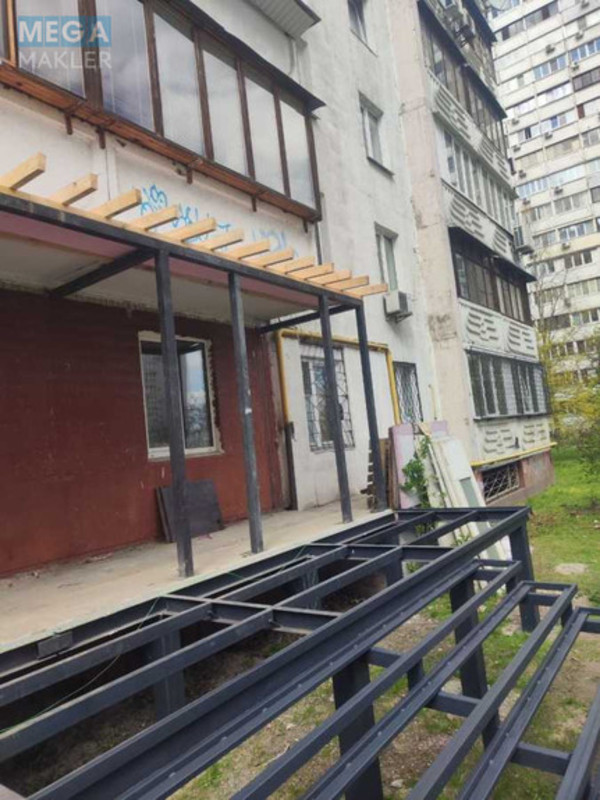 Оренда комерційної нерухомості, 121&nbsp;кв.м, под магазин, <a class="location-link" href="/kiev/" title="Недвижимость Київ">Київ</a>, <a class="location-link" href="/kiev/darnickij/" title="Недвижимость Дарницький район">Дарницький р-н</a>, Бориса Гмирі вул., 9 (изображение 11)