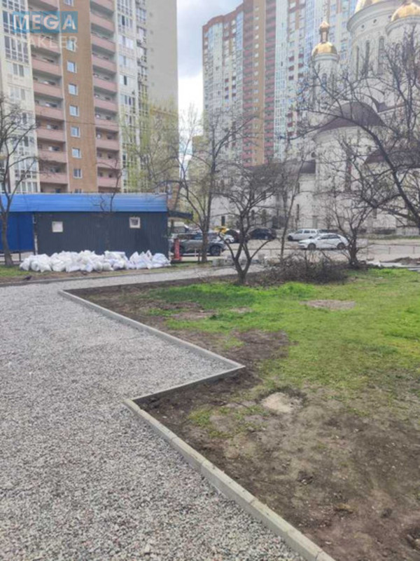 Оренда комерційної нерухомості, 121&nbsp;кв.м, под магазин, <a class="location-link" href="/kiev/" title="Недвижимость Київ">Київ</a>, <a class="location-link" href="/kiev/darnickij/" title="Недвижимость Дарницький район">Дарницький р-н</a>, Бориса Гмирі вул., 9 (изображение 13)