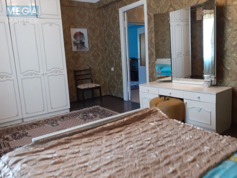 Оренда 4 кімнатні квартири, люкс, <a class="location-link" href="/kiev/" title="Недвижимость Київ">Київ</a>, <a class="location-link" href="/kiev/pecherskij/" title="Недвижимость Печерський район">Печерський р-н</a>, Бул. Л. Українки 9, Військовий Госпіталь ( <img src="https://megamakler.com.ua/metro/00ff00.gif" alt="" class="metro" /> м. Печерская, 4-5 хв. пішки ) (изображение 6)