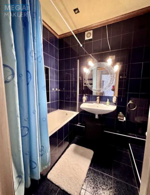 Продаж 3 кімнатної квартири (80/49/8,7), 3 пов. 5 пов. будинку, <a class="location-link" href="/kiev/" title="Недвижимость Київ">Київ</a>, <a class="location-link" href="/kiev/pecherskij/" title="Недвижимость Печерський район">Печерський р-н</a>, Михаила Бойчука ул., 15 (изображение 5)