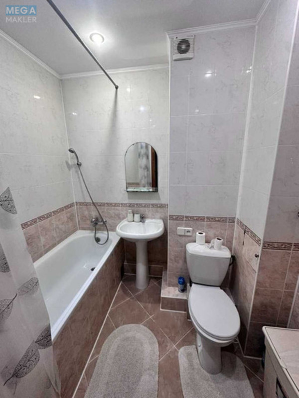 Оренда 1 кімнатної квартири, <a class="location-link" href="/kiev/" title="Недвижимость Київ">Київ</a>, <a class="location-link" href="/kiev/darnickij/" title="Недвижимость Дарницький район">Дарницький р-н</a>, Михайла Драгоманова вул., 1-К (изображение 6)