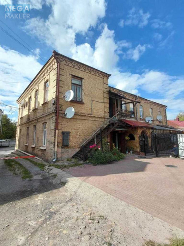 Продаж 2 кімнатної квартири (58/?/11), 2 пов. 2 пов. будинку, <a class="location-link" href="/lutsk/" title="Недвижимость Луцьк">Луцьк</a>, Хмельницького Богдана, 9 (изображение 2)