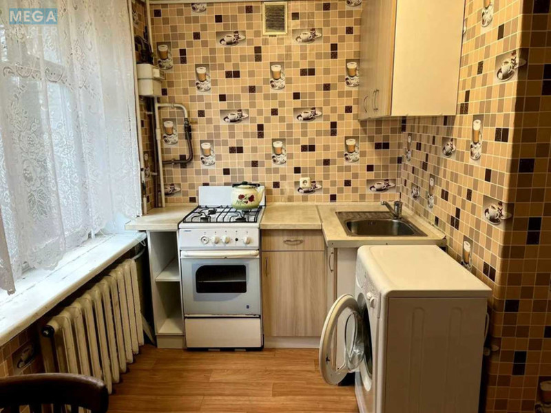 Оренда 1 кімнатної квартири, <a class="location-link" href="/kiev/" title="Недвижимость Київ">Київ</a>, <a class="location-link" href="/kiev/darnickij/" title="Недвижимость Дарницький район">Дарницький р-н</a>, Поліська вул., 24 (изображение 3)