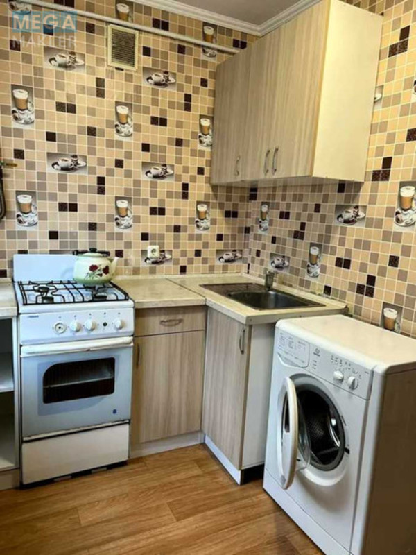Оренда 1 кімнатної квартири, <a class="location-link" href="/kiev/" title="Недвижимость Київ">Київ</a>, <a class="location-link" href="/kiev/darnickij/" title="Недвижимость Дарницький район">Дарницький р-н</a>, Поліська вул., 24 (изображение 4)