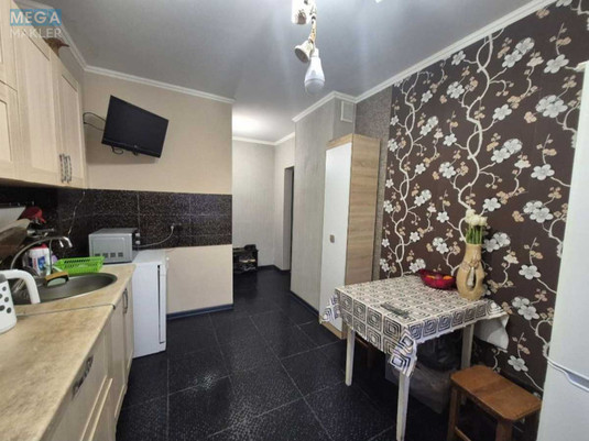 Продаж 3 кімнатної квартири (70/43/8), 2 пов. 10 пов. будинку, <a class="location-link" href="/kiev/" title="Недвижимость Київ">Київ</a>, <a class="location-link" href="/kiev/darnickij/" title="Недвижимость Дарницький район">Дарницький р-н</a>, Тростянецька вул., 6ж (изображение 8)