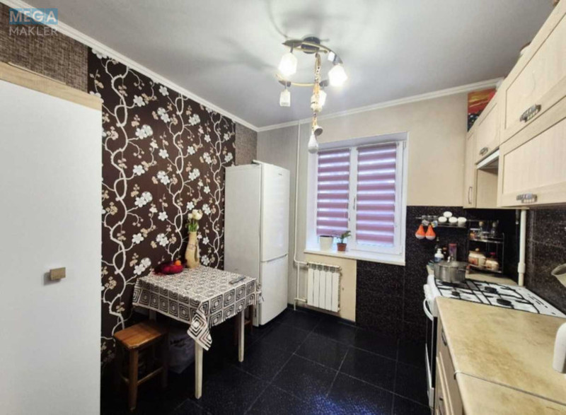 Продаж 3 кімнатної квартири (70/43/8), 2 пов. 10 пов. будинку, <a class="location-link" href="/kiev/" title="Недвижимость Київ">Київ</a>, <a class="location-link" href="/kiev/darnickij/" title="Недвижимость Дарницький район">Дарницький р-н</a>, Тростянецька вул., 6ж (изображение 12)