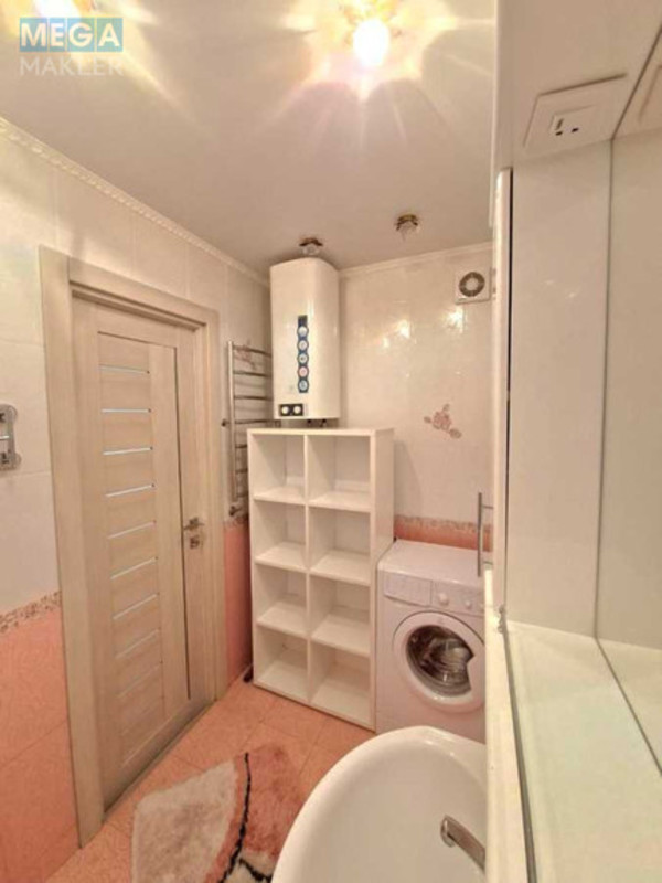 Продаж 3 кімнатної квартири (79/56/11), 8 пов. 10 пов. будинку, <a class="location-link" href="/kiev/" title="Недвижимость Київ">Київ</a>, <a class="location-link" href="/kiev/goloseevskij/" title="Недвижимость Голосіївський район">Голосіївський р-н</a>, Москвіна пров., 5-7 (изображение 13)
