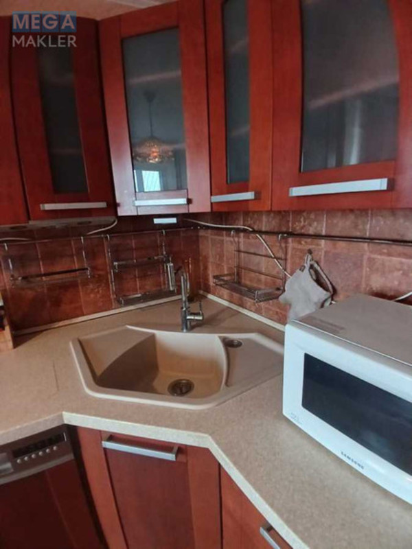 Оренда 3 кімнатної квартири, <a class="location-link" href="/kiev/" title="Недвижимость Київ">Київ</a>, <a class="location-link" href="/kiev/dneprovskij/" title="Недвижимость Дніпровський район">Дніпровський р-н</a>, Верховної Ради бульв., 19 (изображение 5)